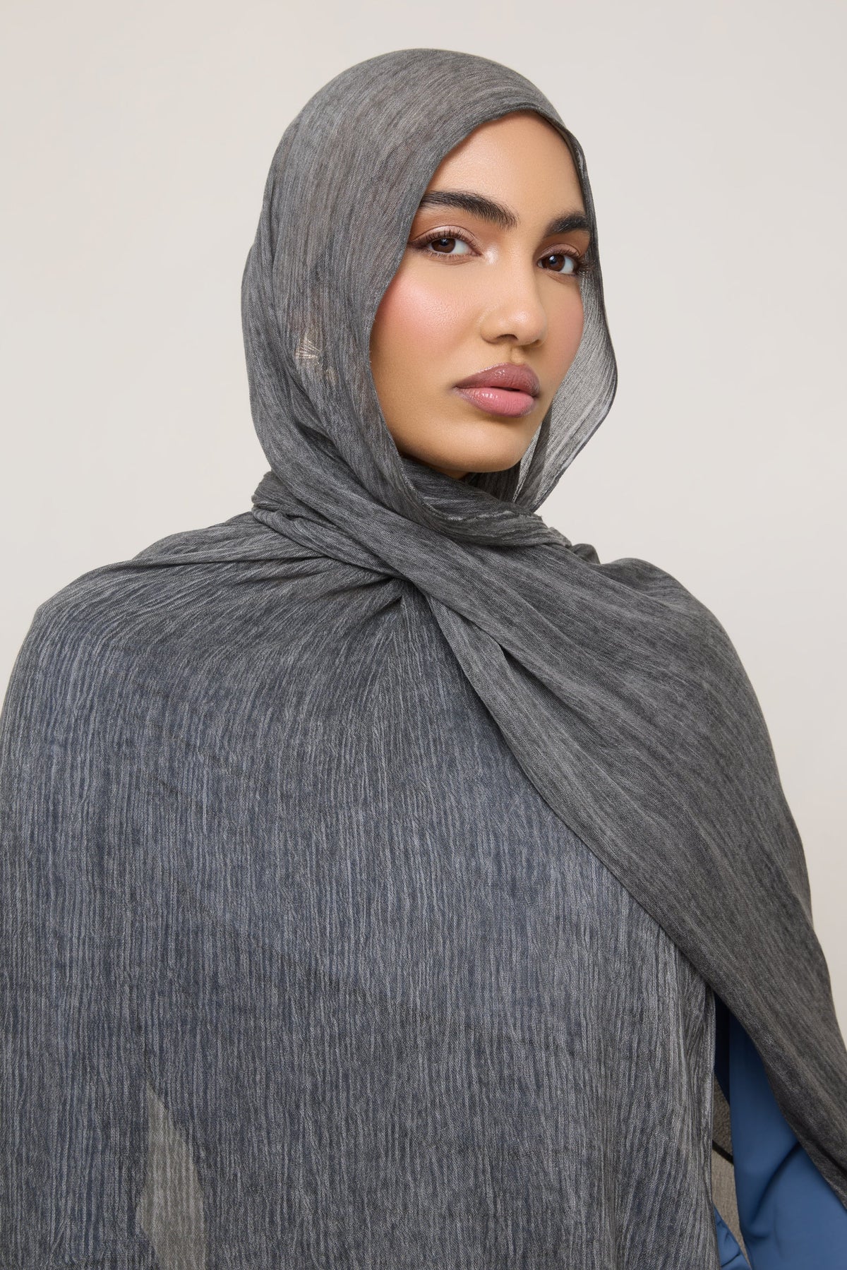 Modal Crinkle Hijab - Graphite