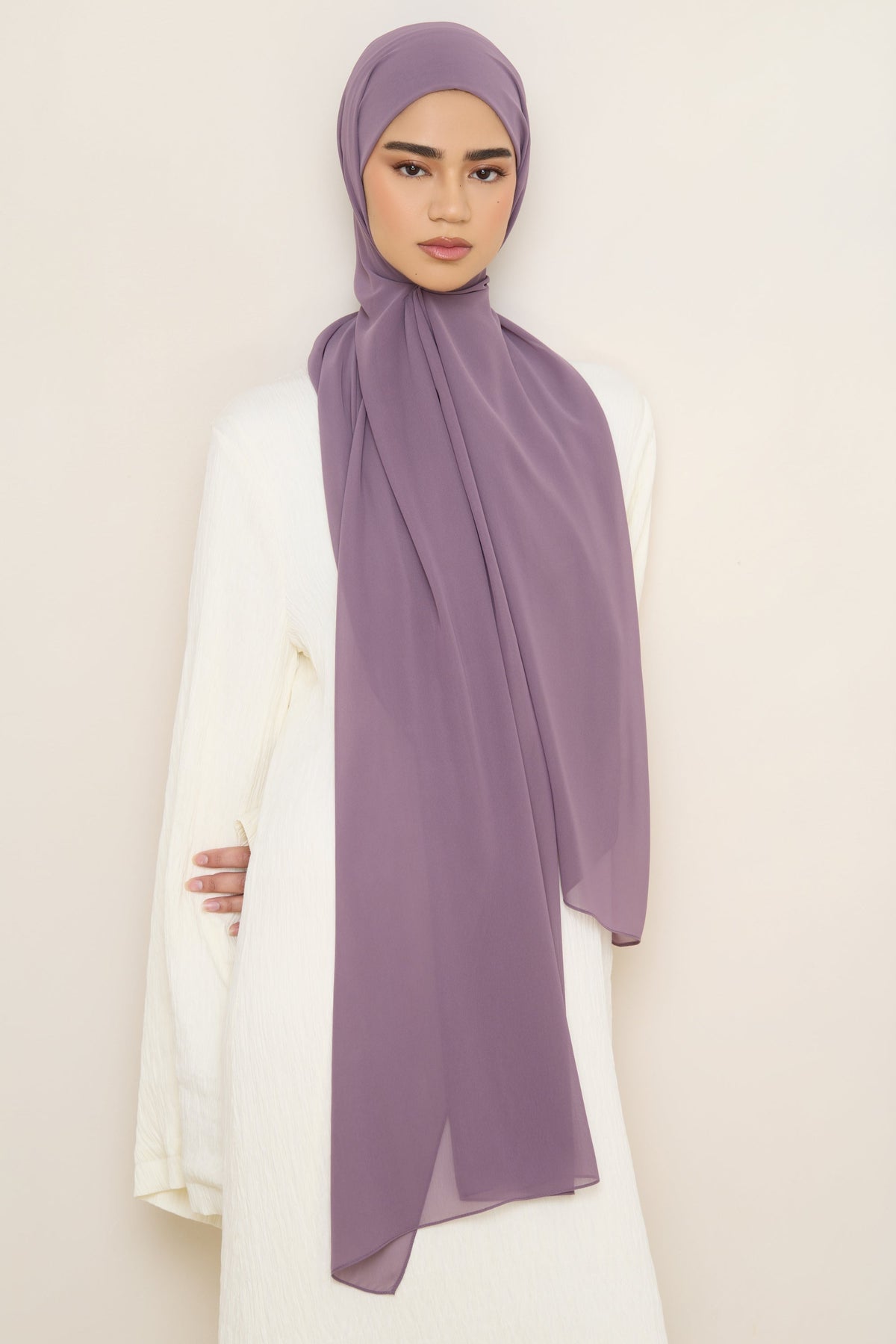 Chiffon LITE Hijab - Black Plum
