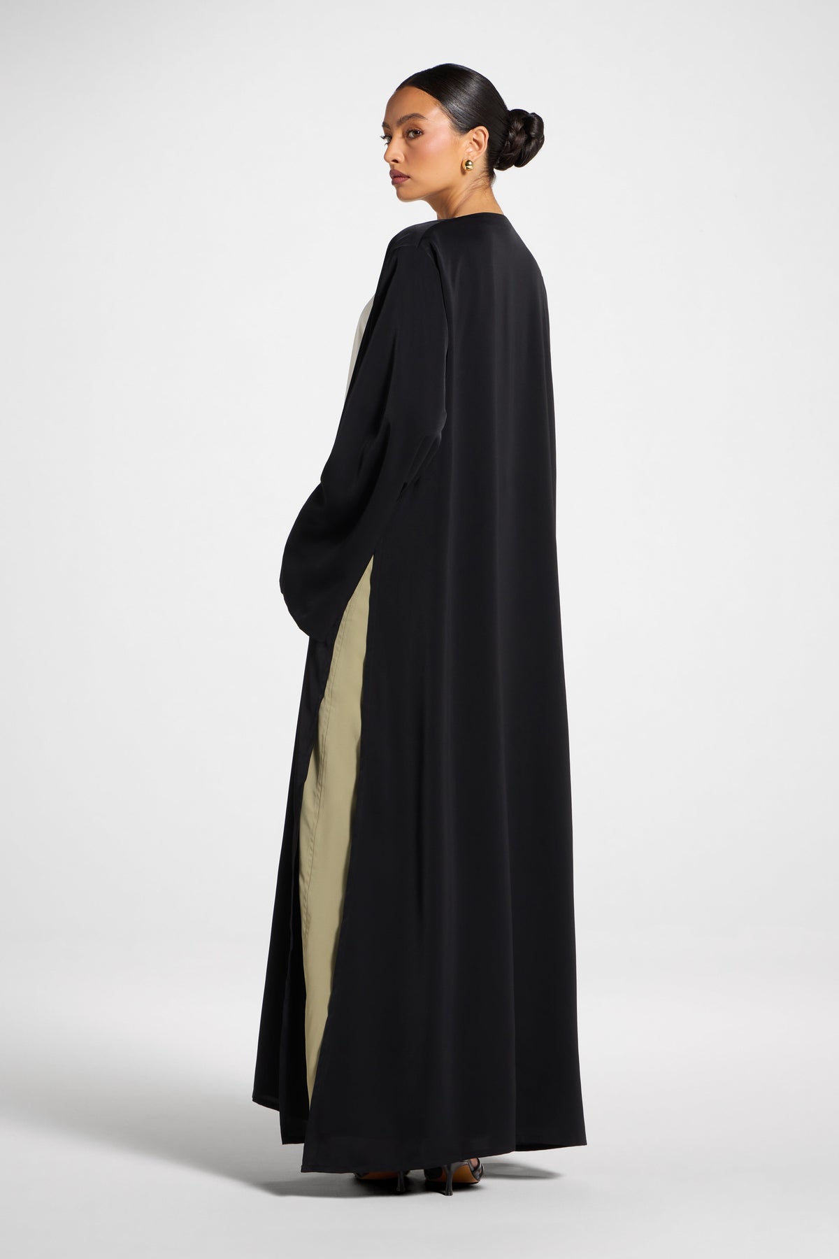 Contrast Open Abaya - Midnight Forest