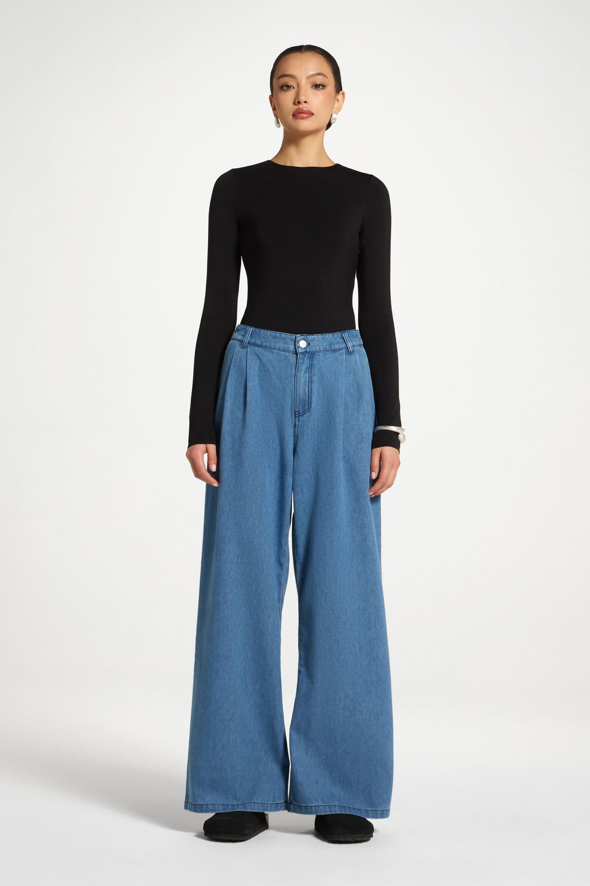 Denim Twin Pleat Pants - Mid Wash