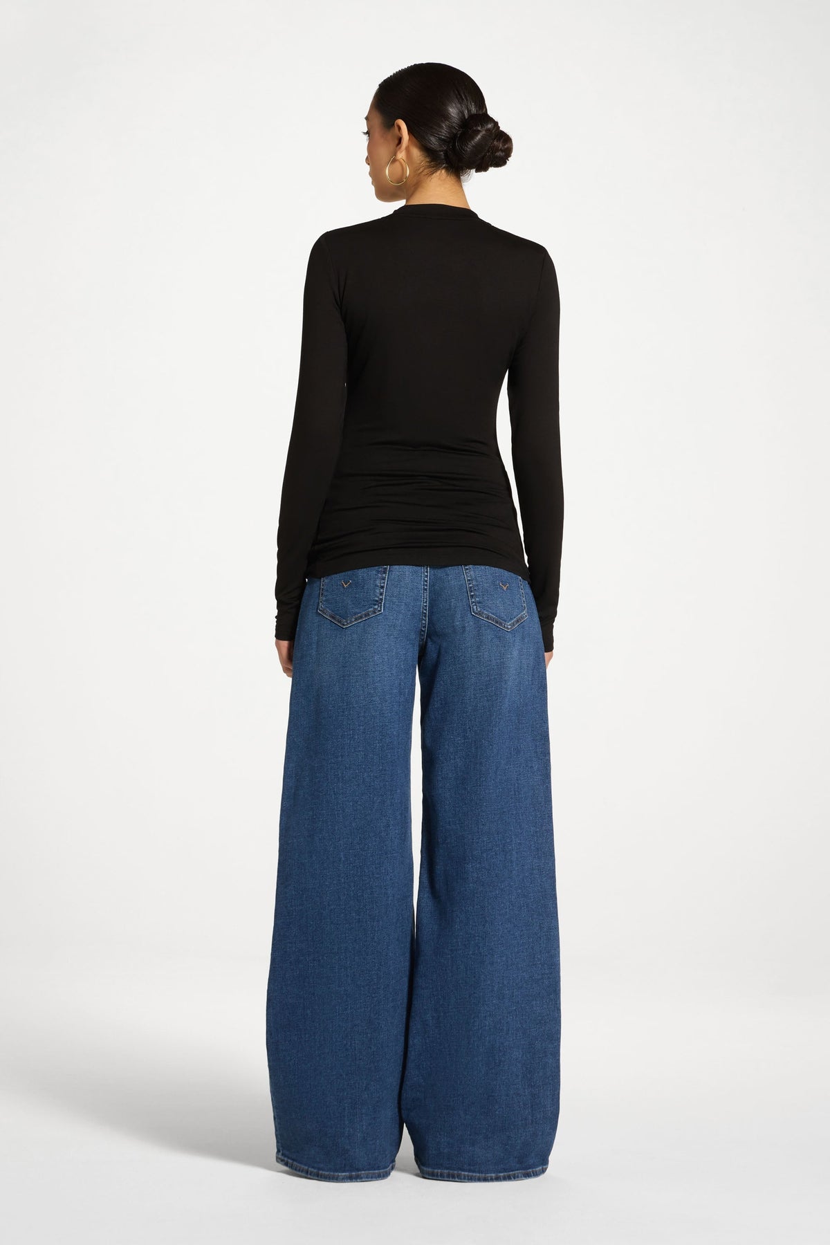 Essential Bamboo Long Sleeve Top - Black