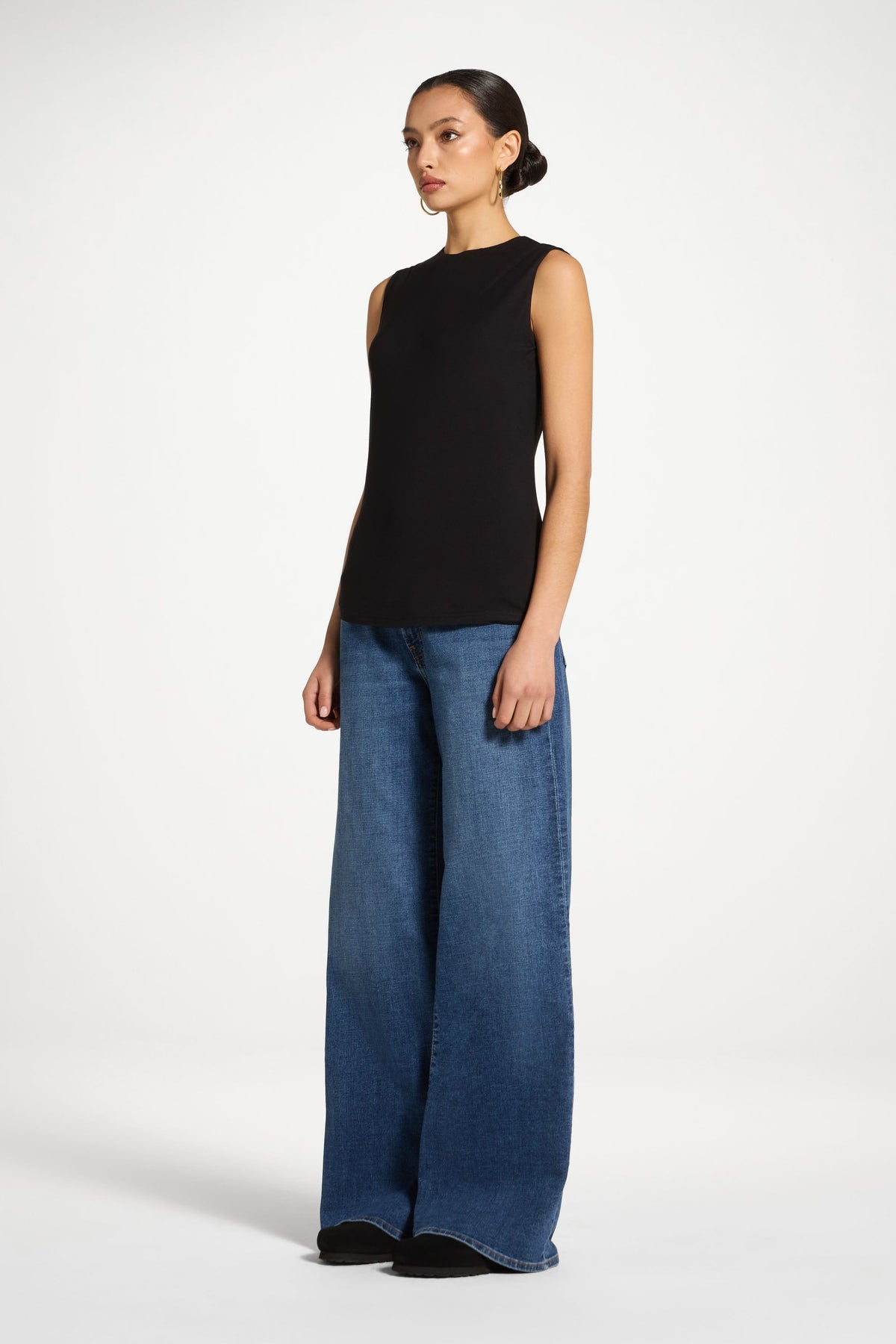 Essential Bamboo Tank Top - Black