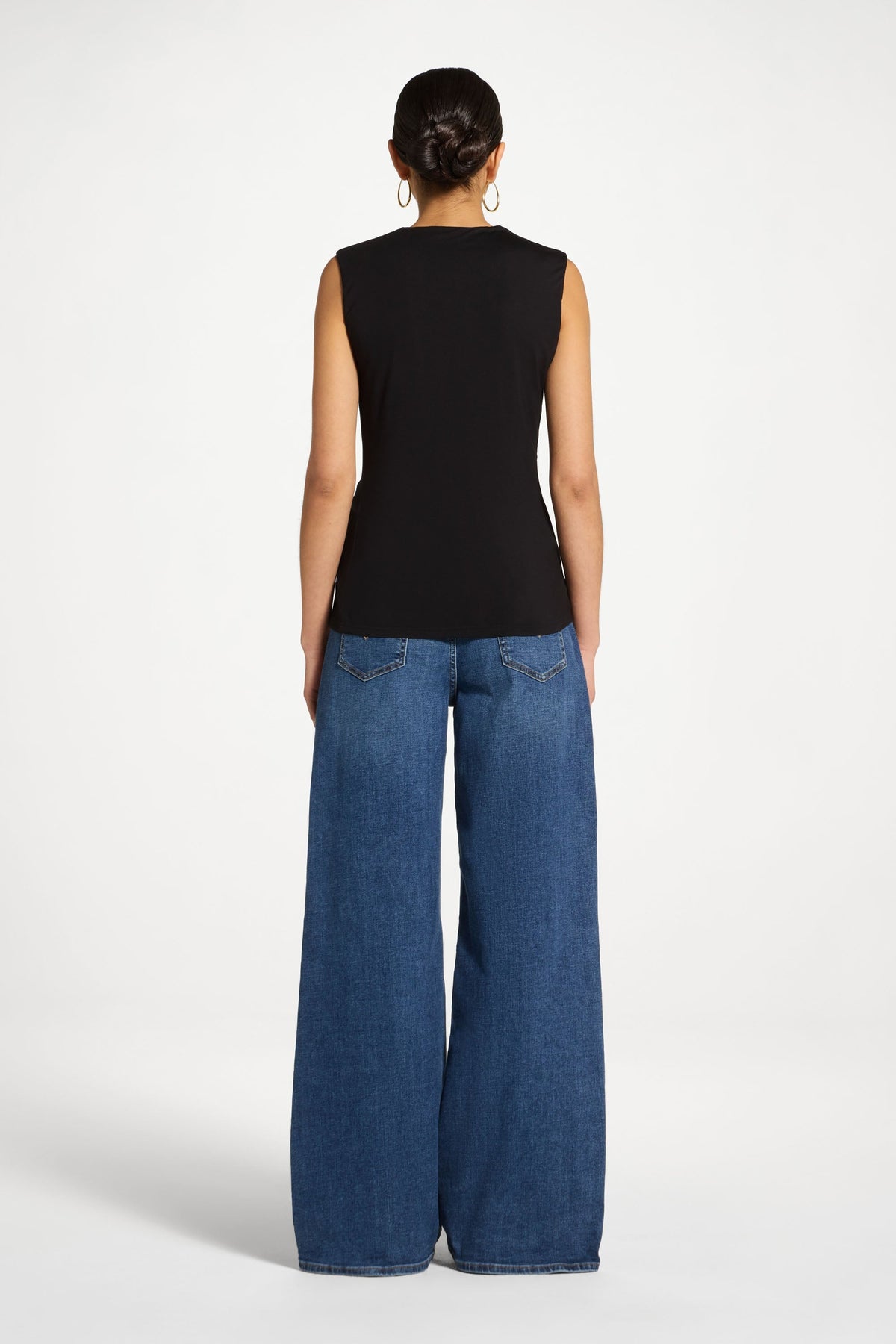 Essential Bamboo Tank Top - Black