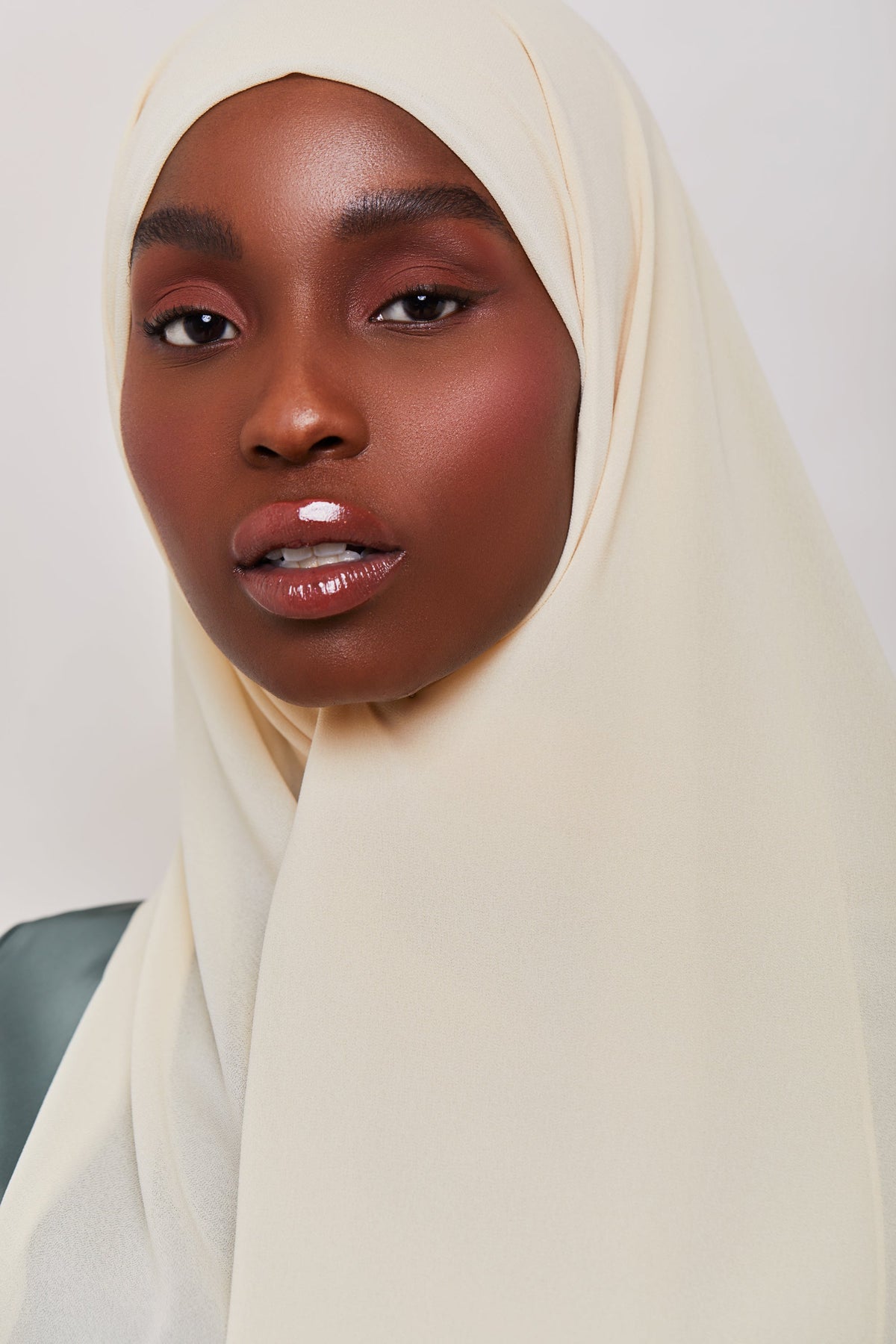 Essential Chiffon Hijab - Cream