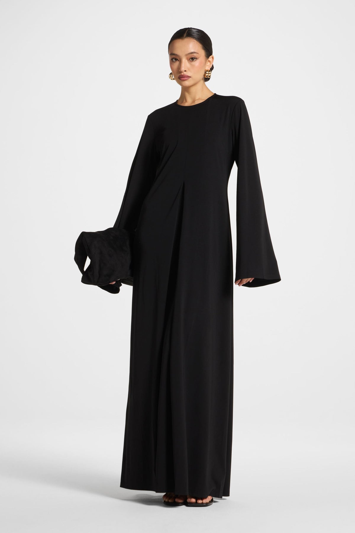 Flowy Pleat Maxi Dress - Black