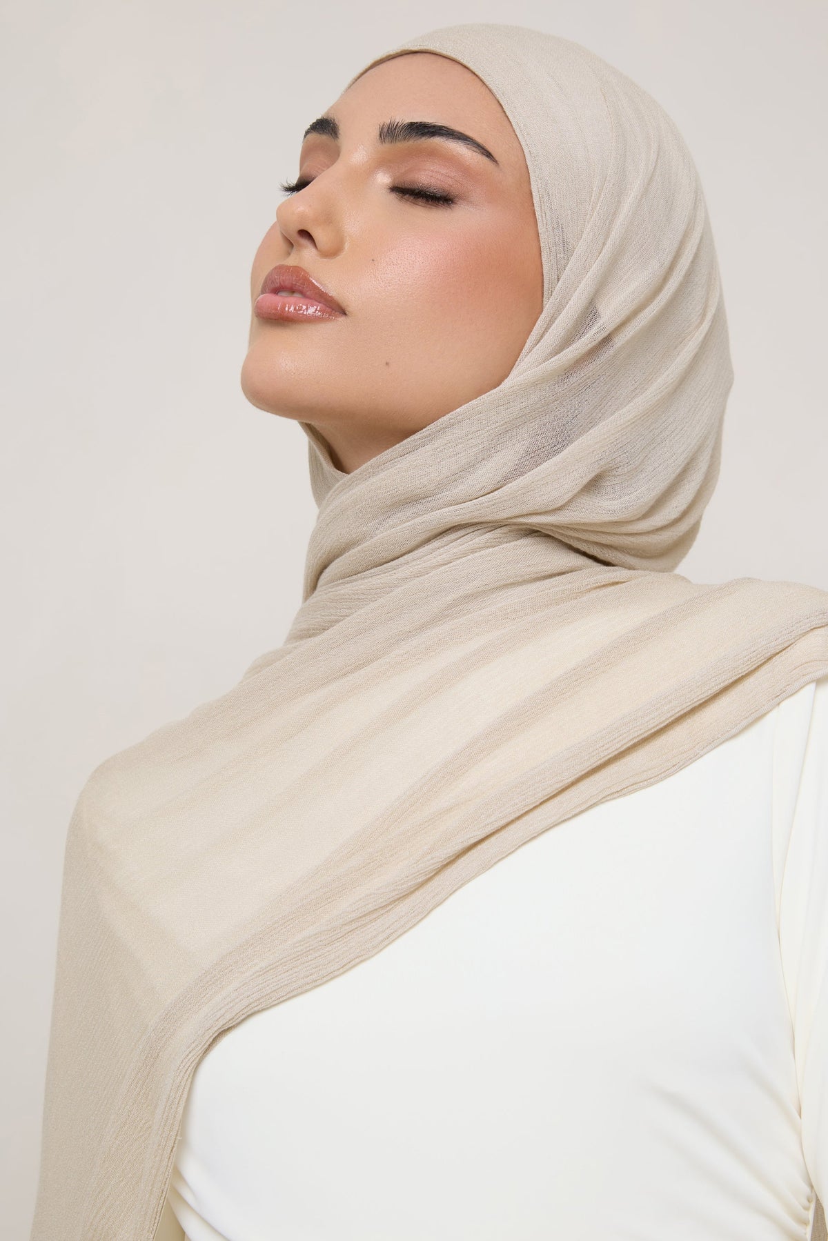 Modal Crinkle Hijab - Beige Fringe