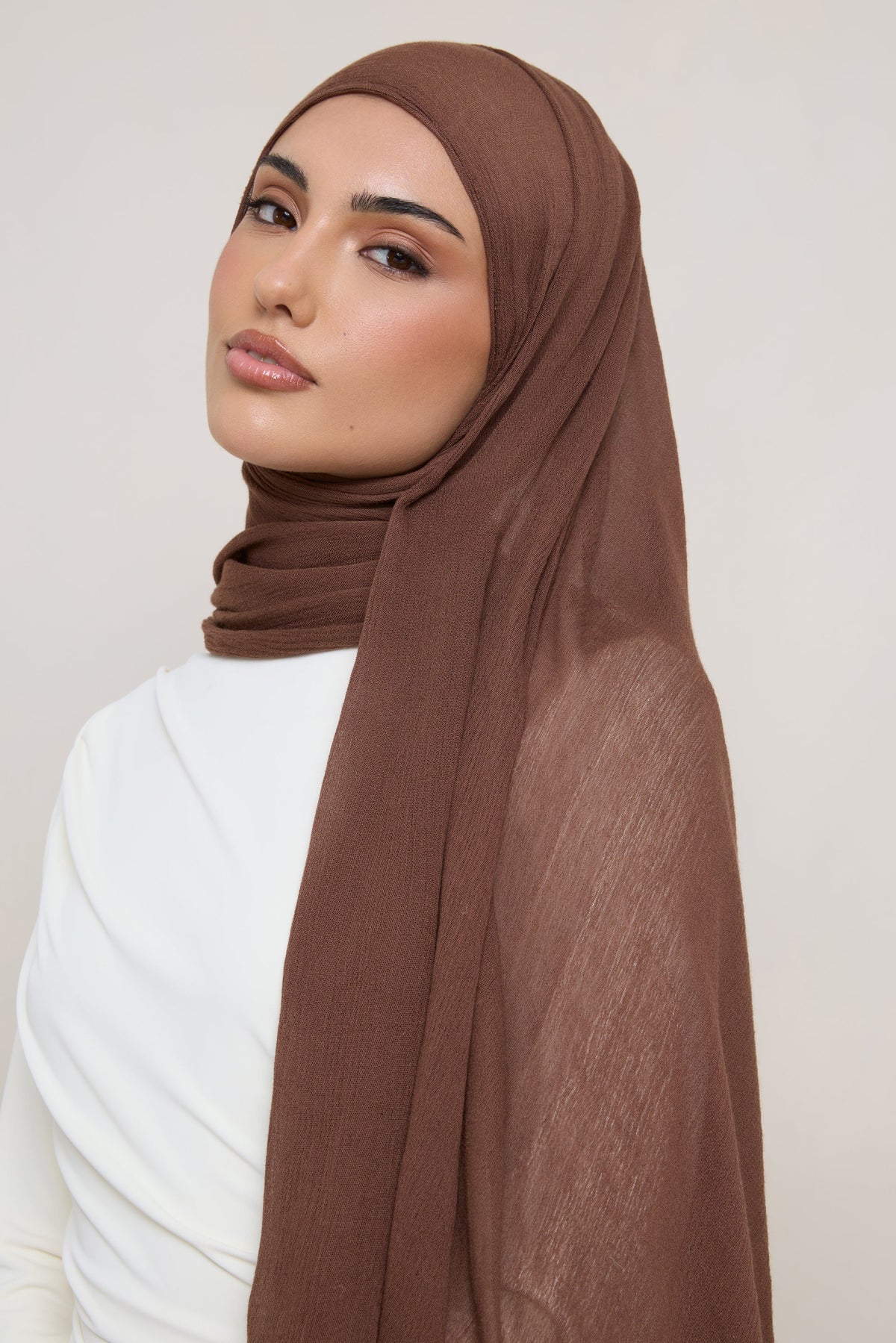Modal Crinkle Hijab - Coffee Quartz Fringe
