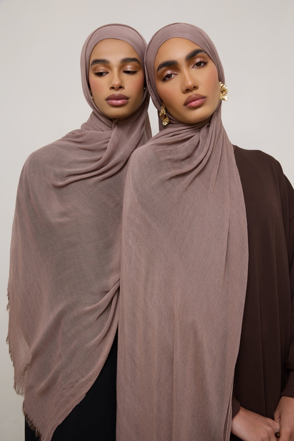 Modal Crinkle Hijab - Deep Taupe Fringe