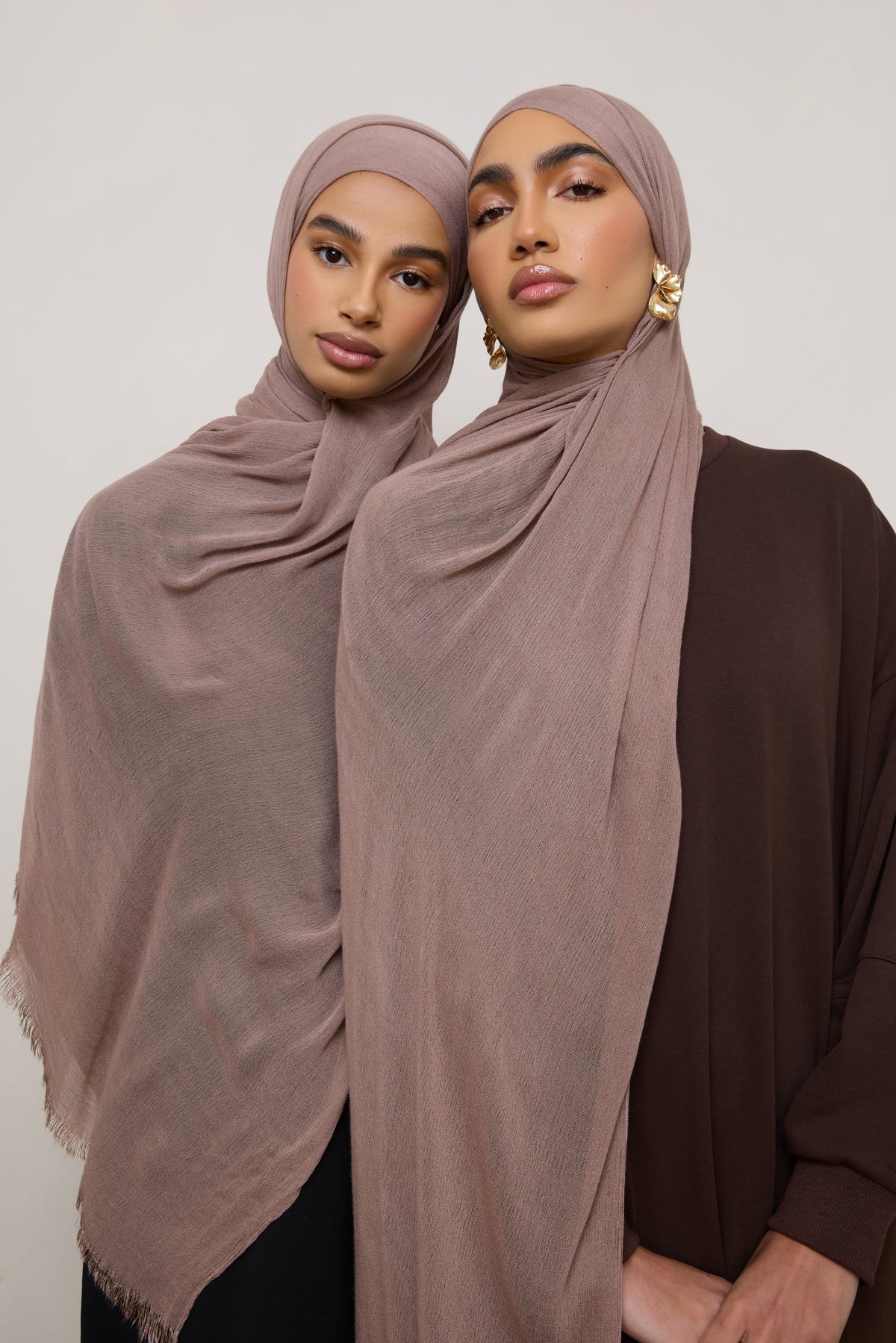 Modal Crinkle Hijab - Deep Taupe Fringe