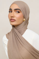 Modal Crinkle Hijab - Truffle Fringe