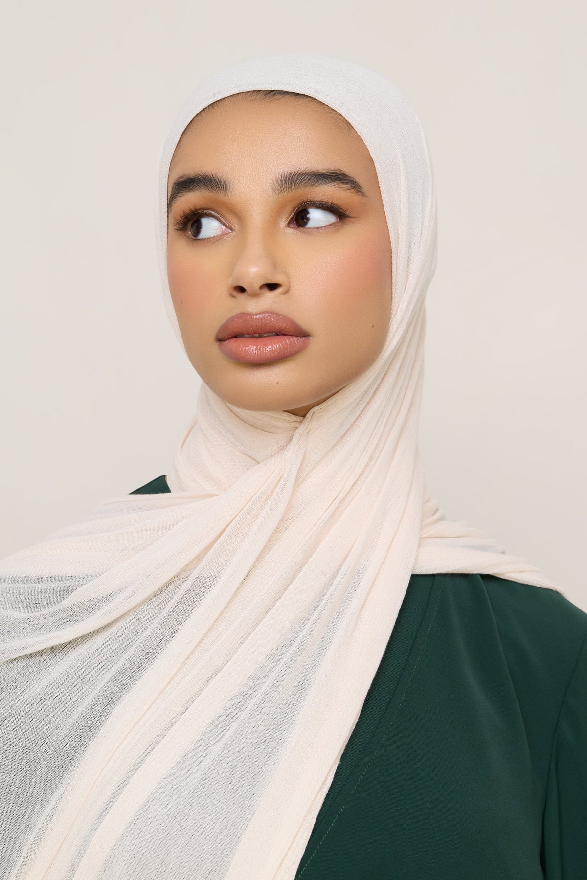 Modal Crinkle Hijab - Vanilla Fringe