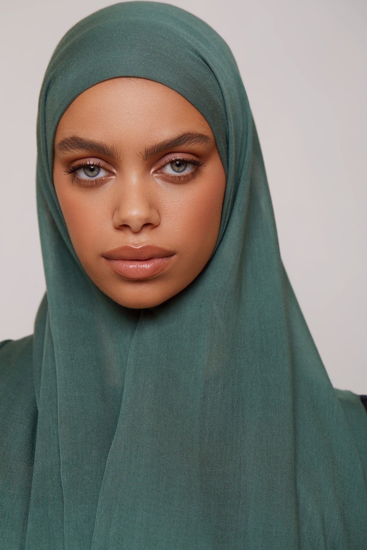 Modal Hijab - Dark Forest