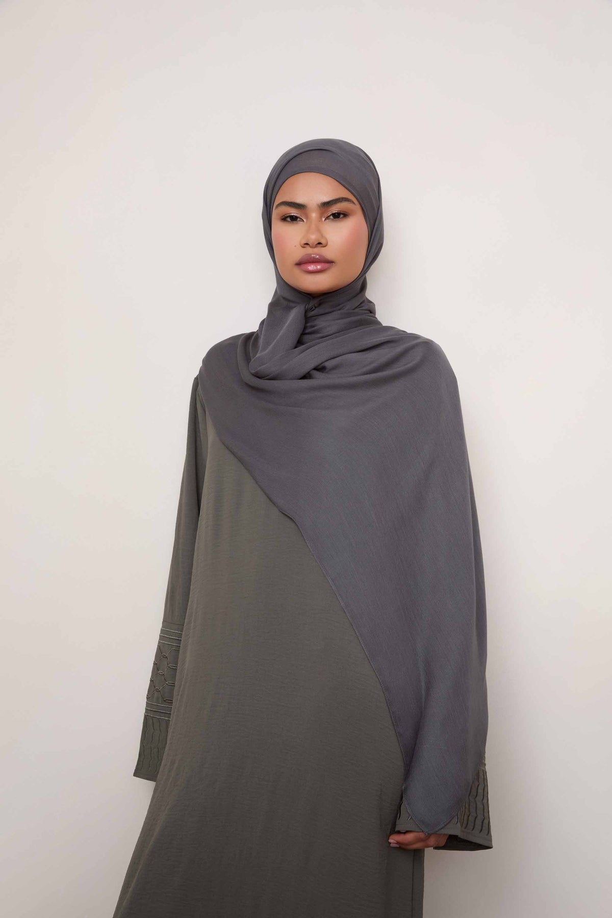 Modal Hijab - Iron