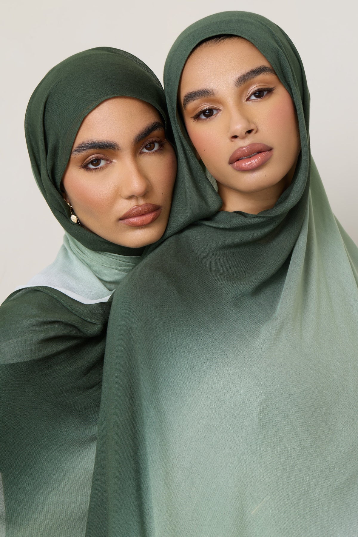 Ombre Modal Hijab - Forest Haze