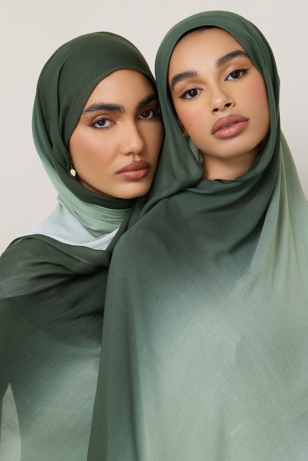 Ombre Modal Hijab - Forest Haze
