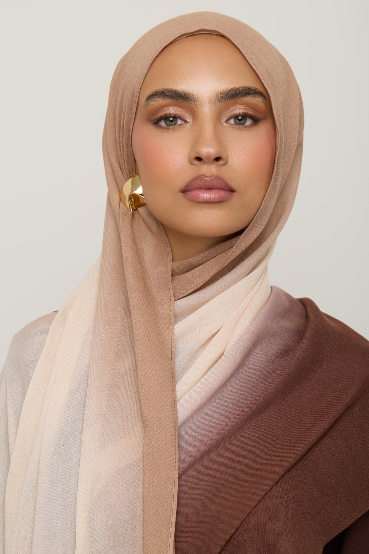 Ombre Modal Hijab - Sand Dollar