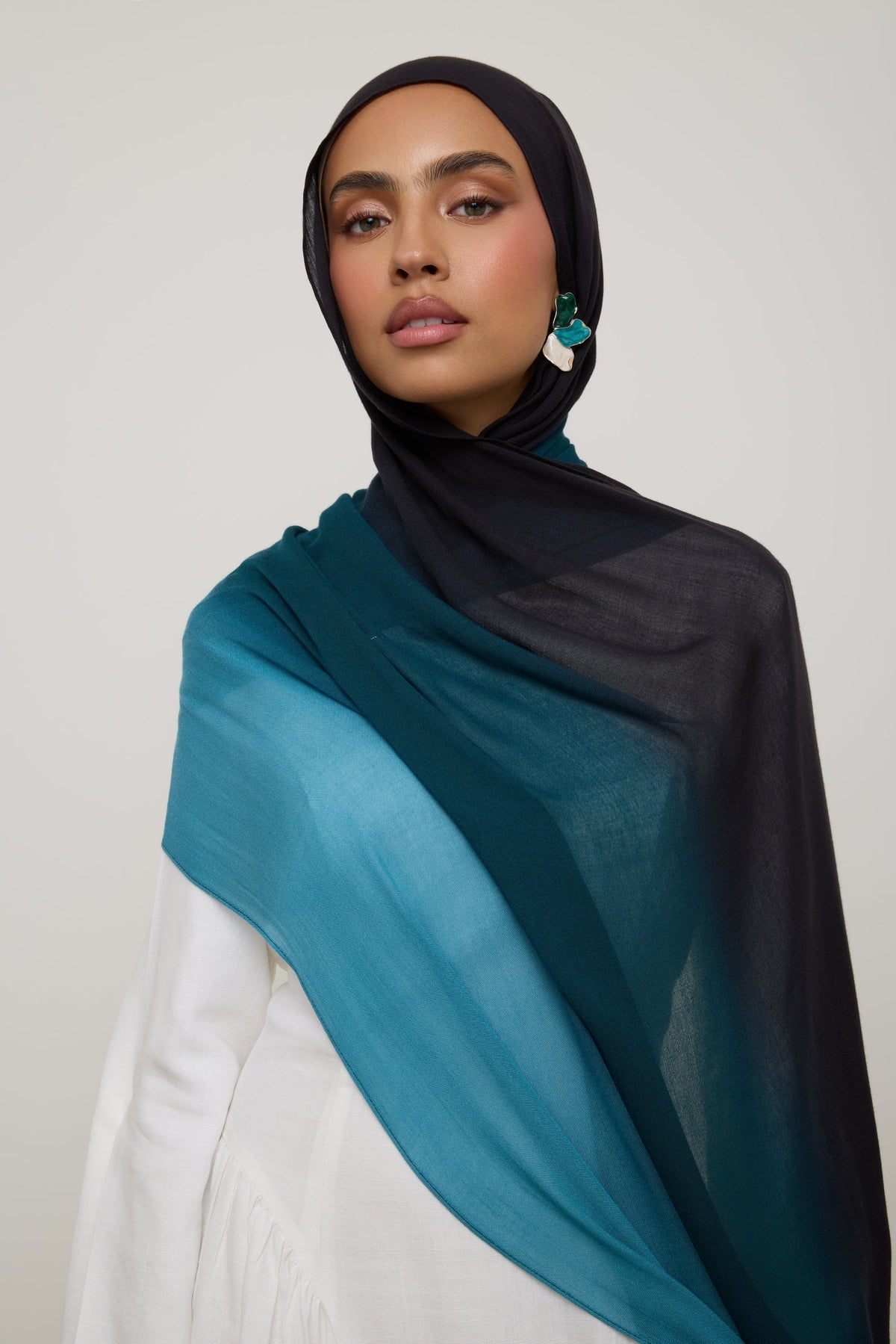 Ombre Modal Hijab - Sea Depths