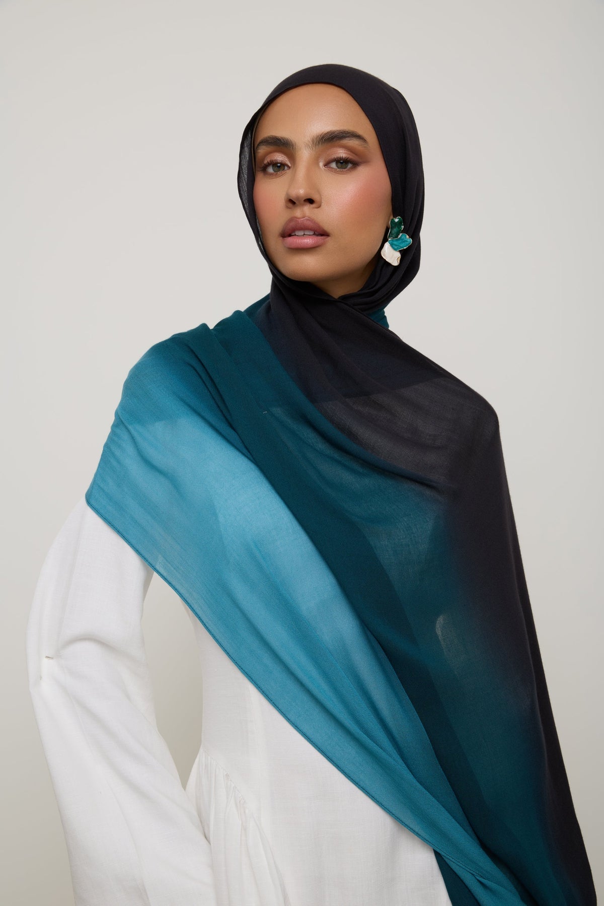 Ombre Modal Hijab - Sea Depths