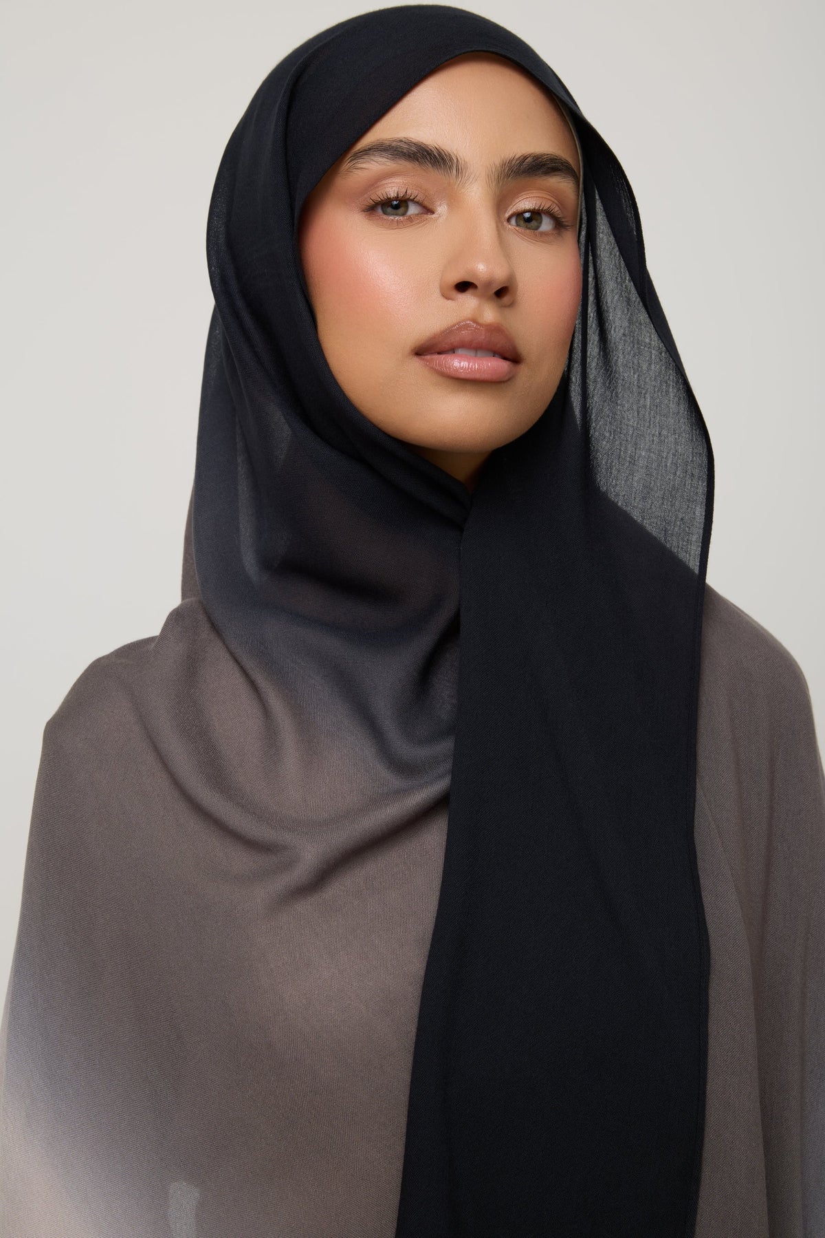 Ombre Modal Hijab - Terrain
