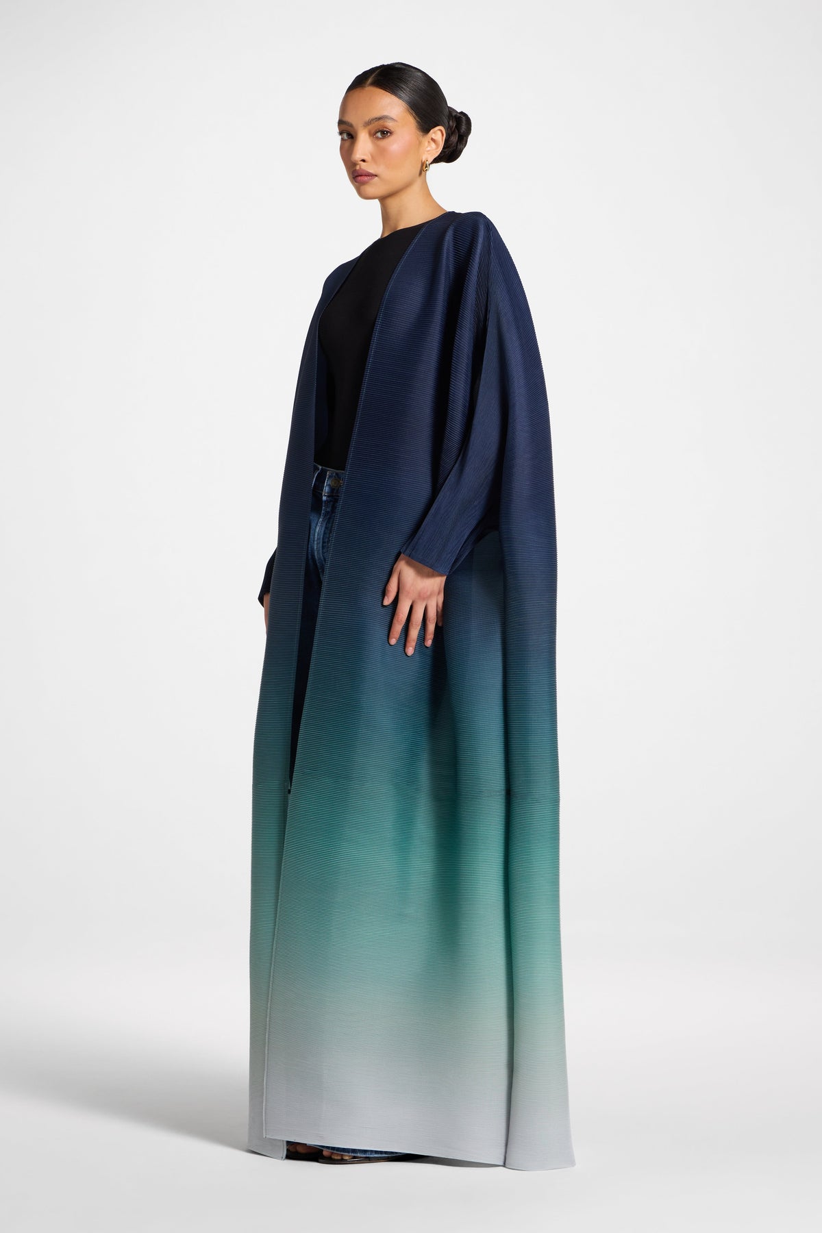 Ombre Pleated Open Abaya - Rainforest Mist