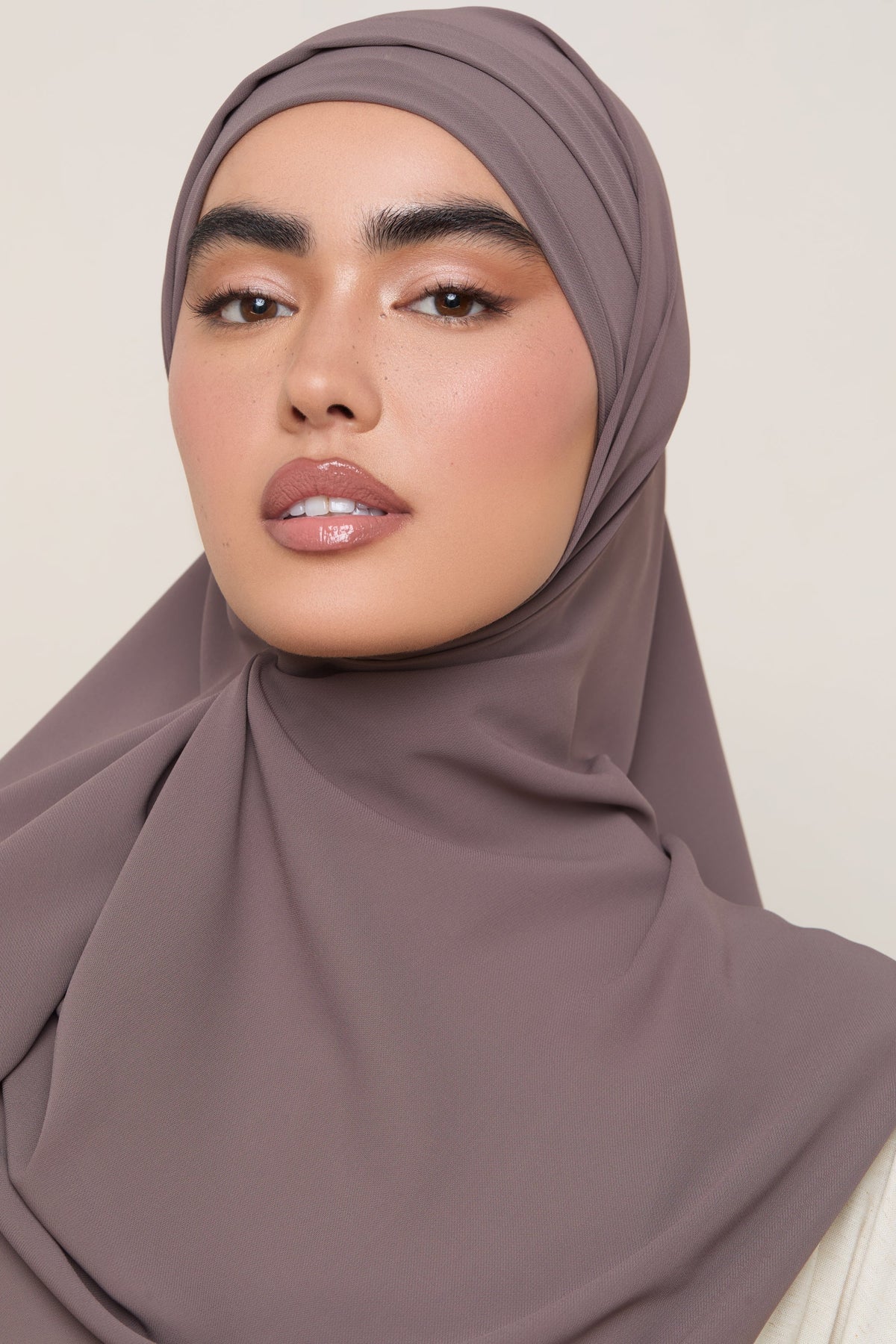 Premium Chiffon Hijab - Plum Truffle