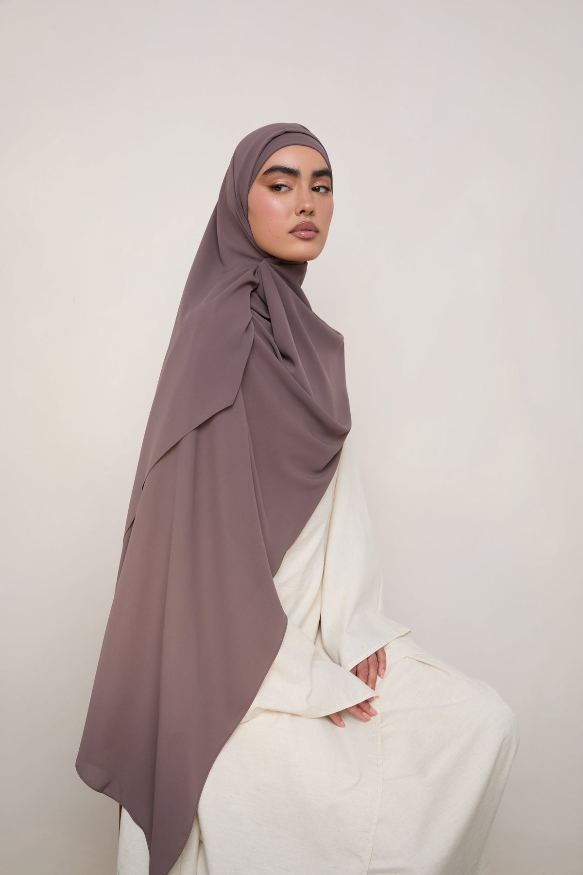 Premium Chiffon Hijab - Plum Truffle
