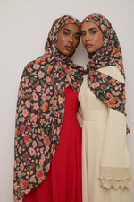 Printed Chiffon Hijab - Black Ditsy Floral
