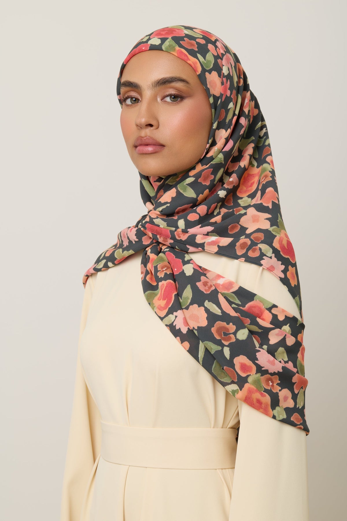 Printed Chiffon Hijab - Black Ditsy Floral