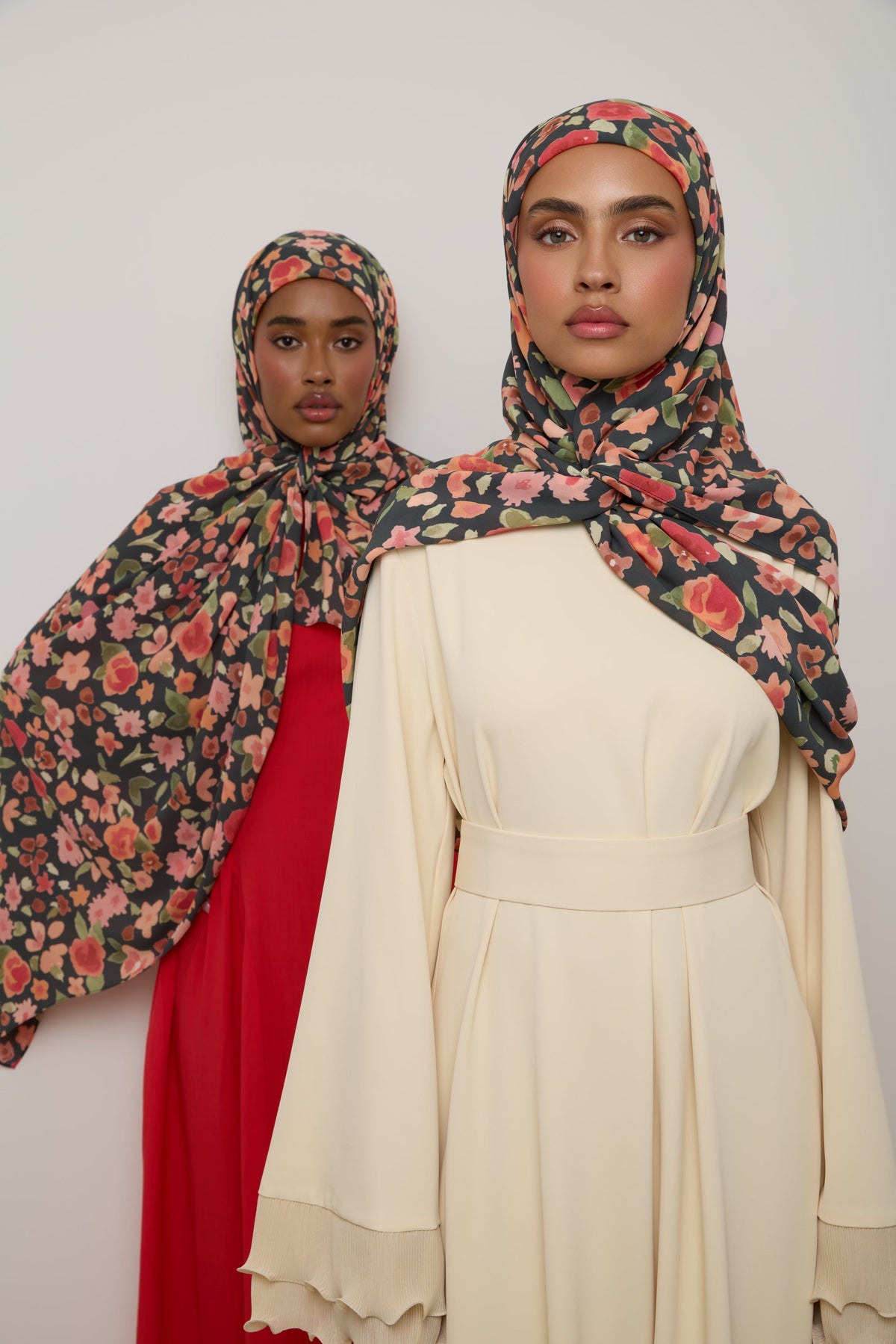 Printed Chiffon Hijab - Black Ditsy Floral