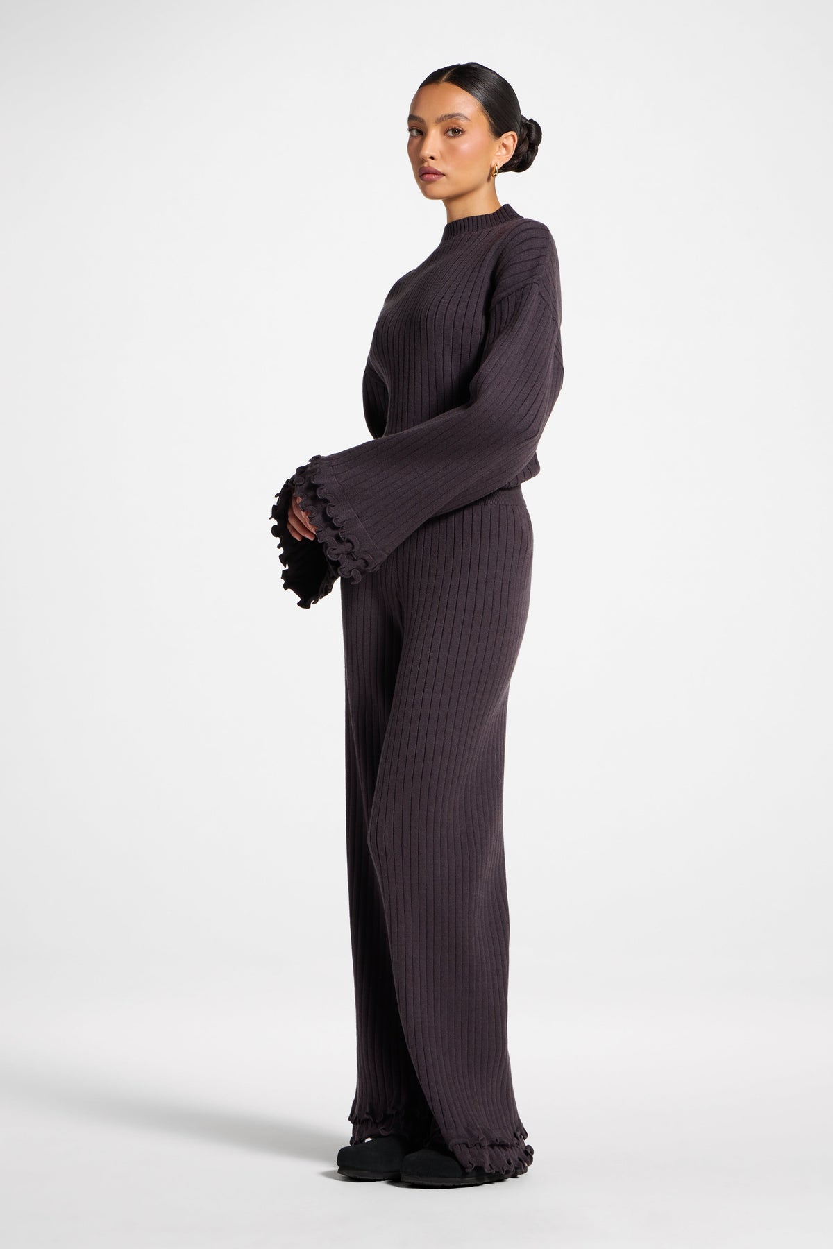 Ruffle Hem Knit Pants - Peppercorn