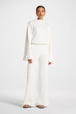 Ruffle Hem Knit Pants - White