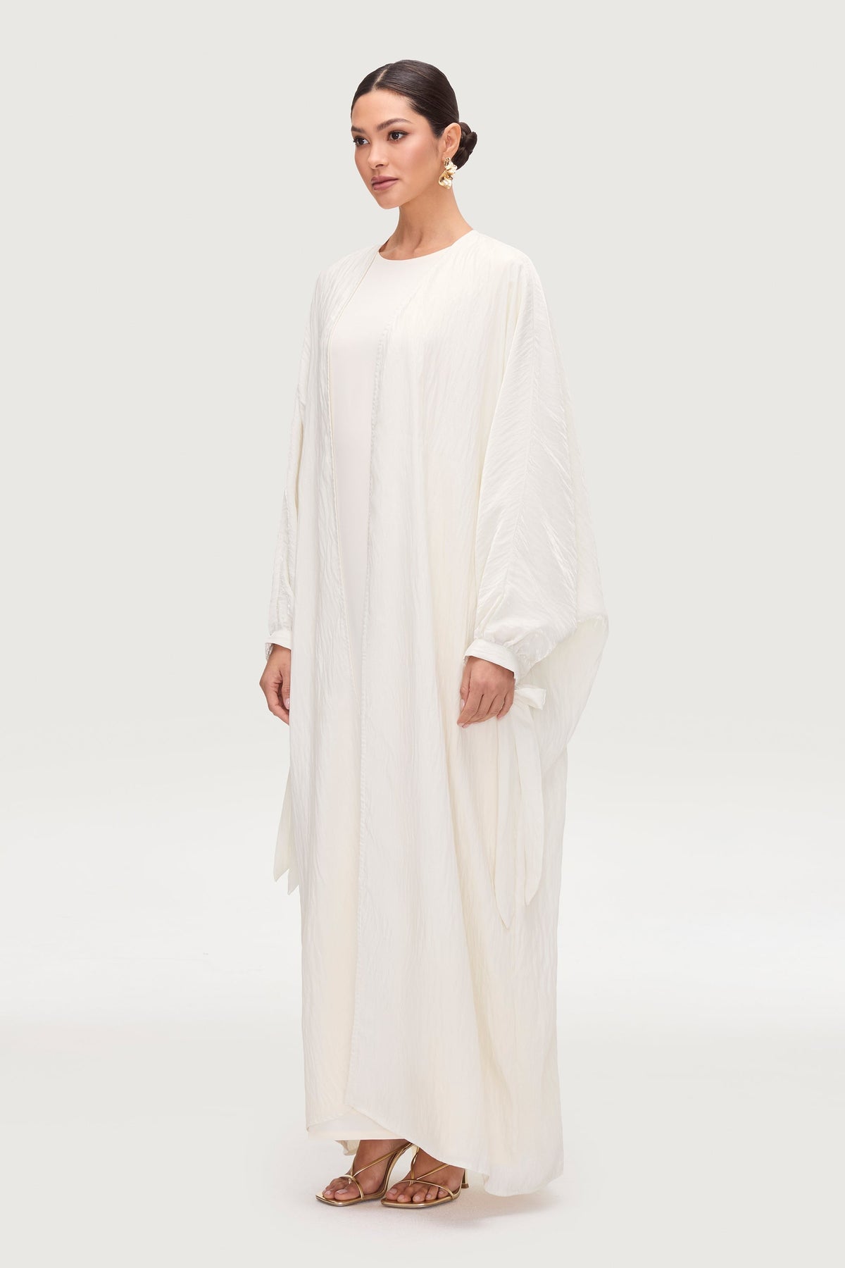 Safiyah Open Abaya - Moonbeam