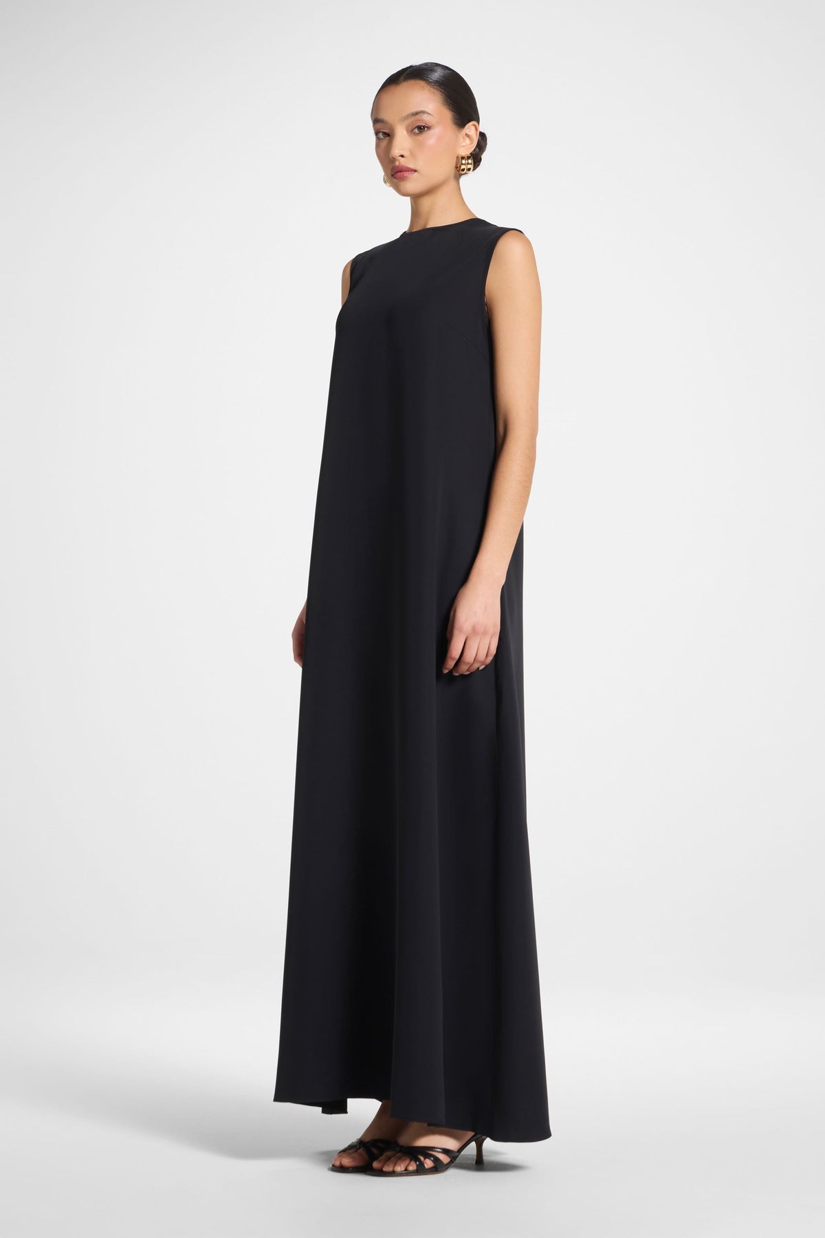 Signature Sleeveless Inner Maxi Dress - Black