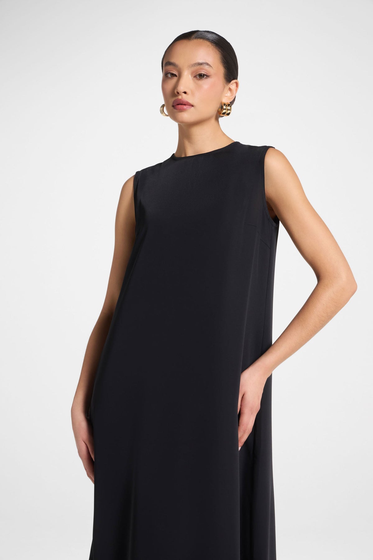 Signature Sleeveless Inner Maxi Dress - Black