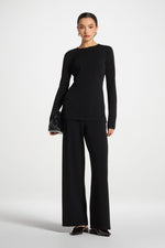 Signature Stretch Top - Black