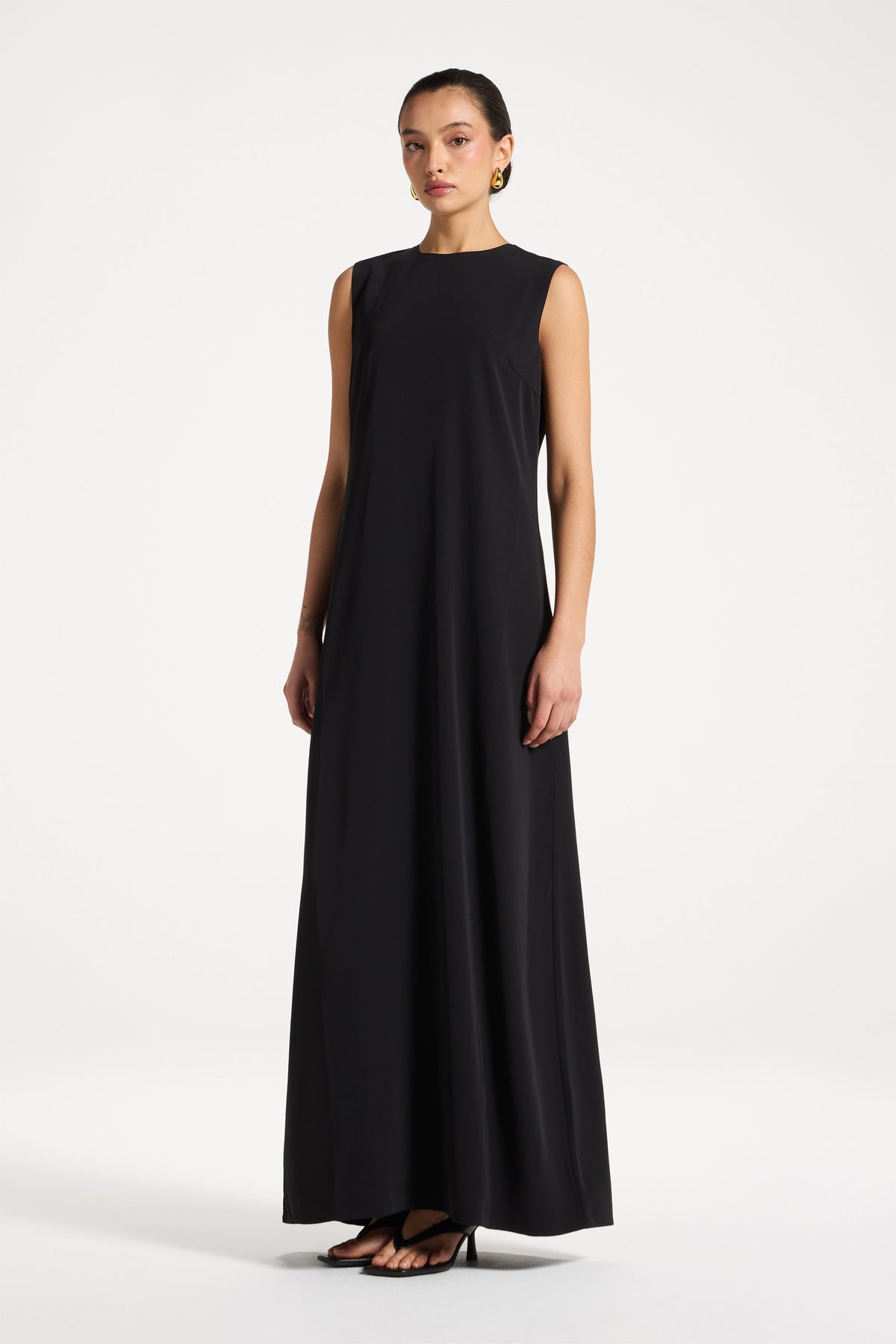 Sleeveless Maxi Dress - Black