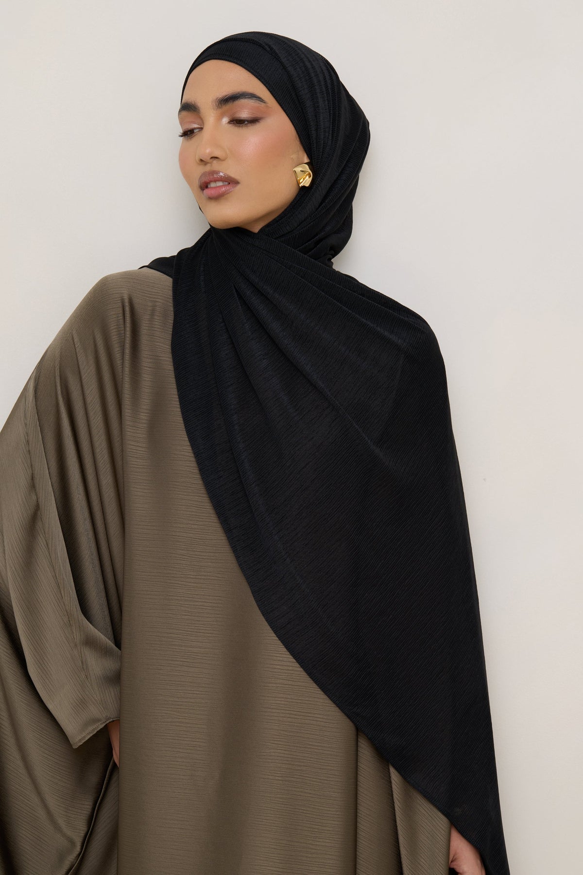Stretch Stripe Hijab - Black