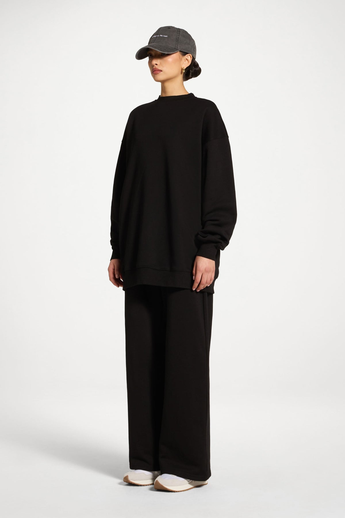 Unisex Crew Neck Sweatshirt - Black