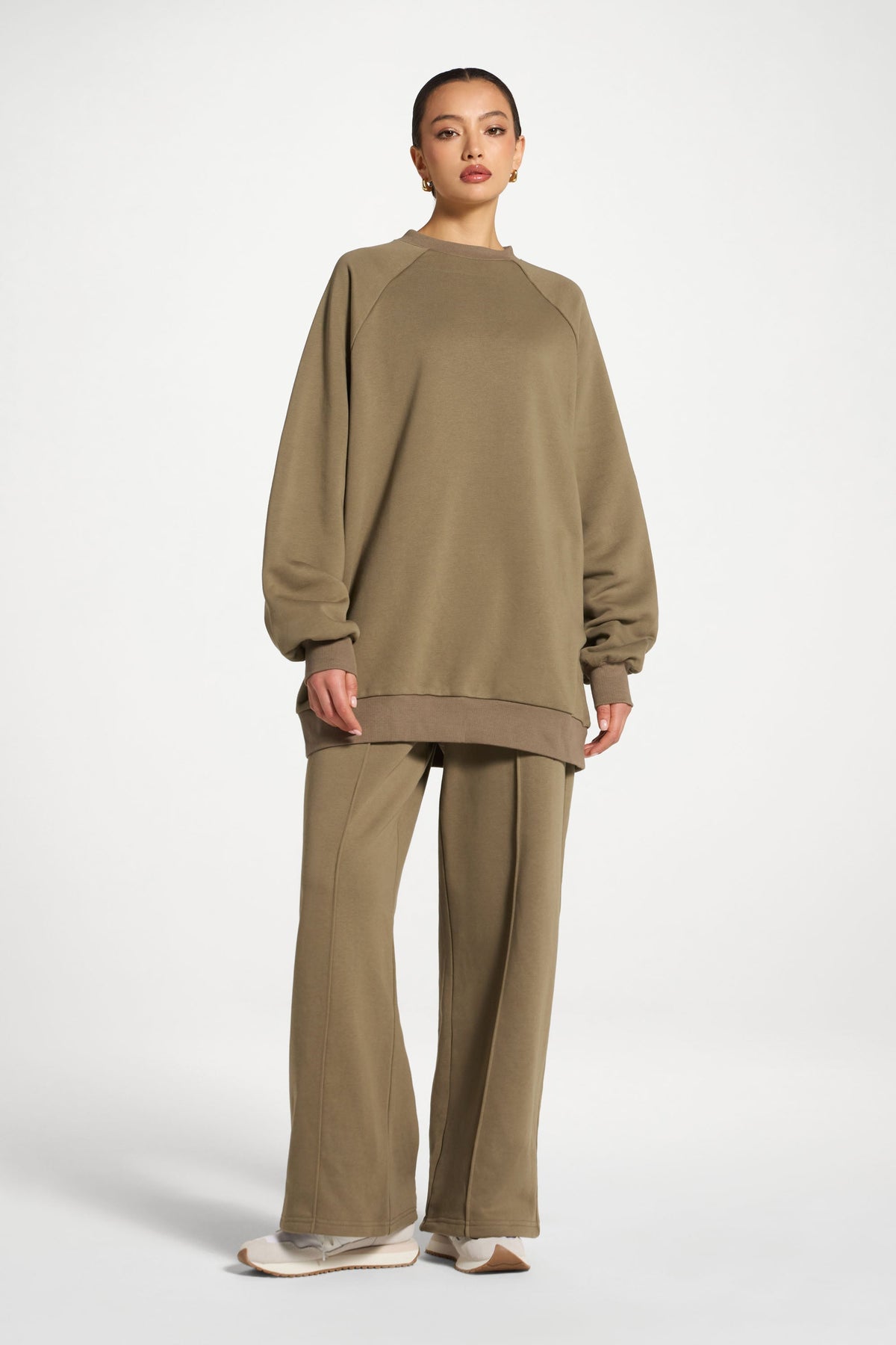Unisex Raglan Sleeve Sweatshirt - Midnight Moss